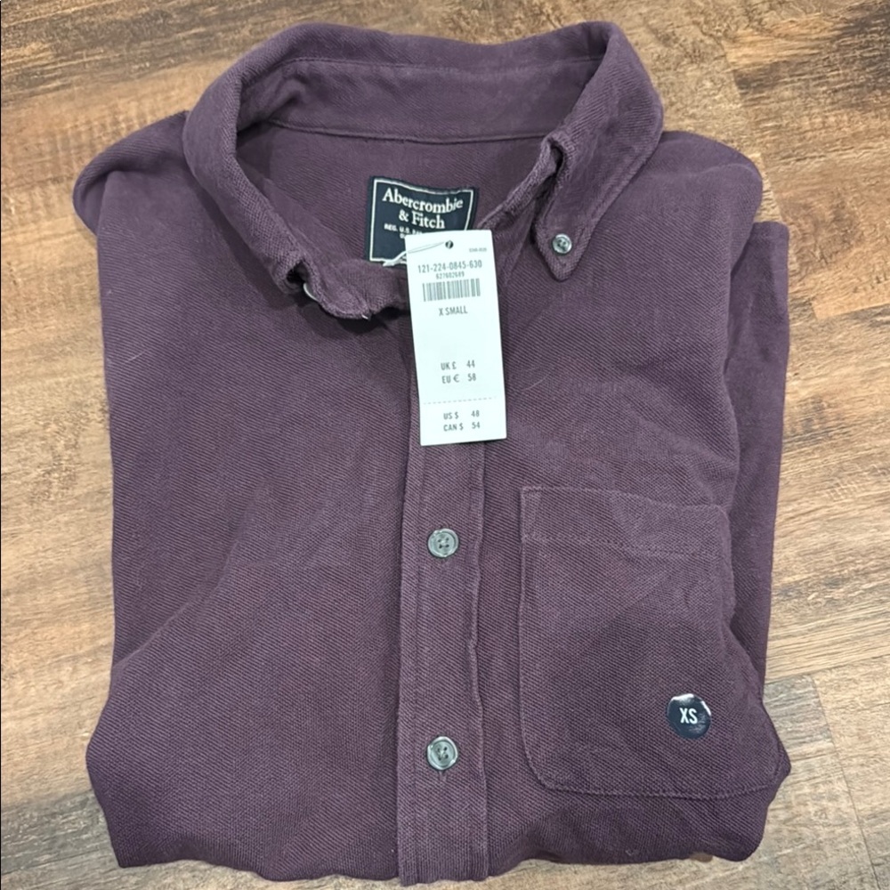 Abercrombie & Fitch Purple/Plum Casual Button Down Shirt